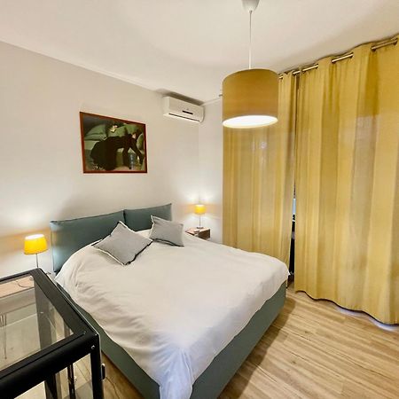 La Casa Delle Camelie Apartment Roma Ngoại thất bức ảnh