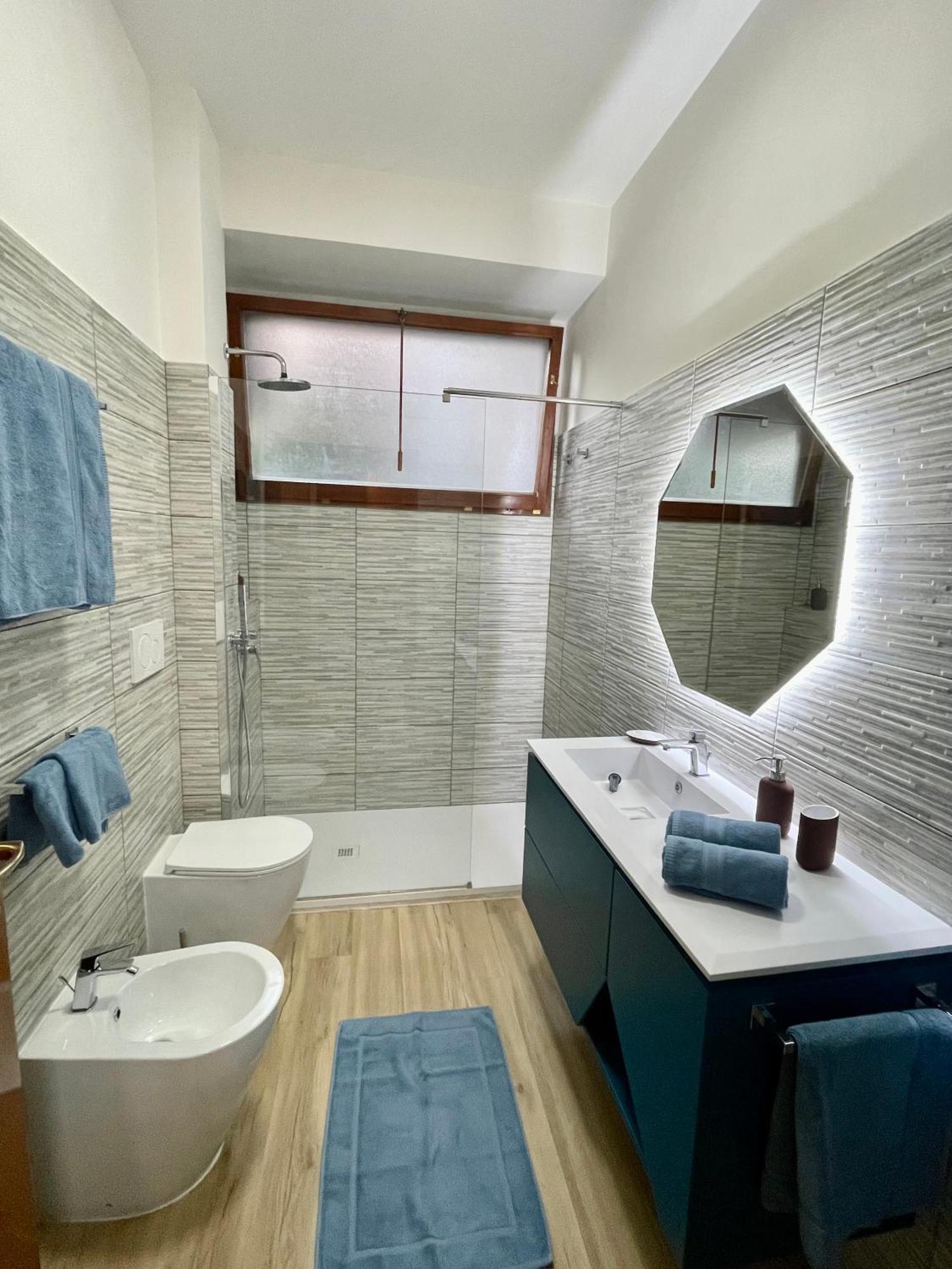 La Casa Delle Camelie Apartment Roma Ngoại thất bức ảnh