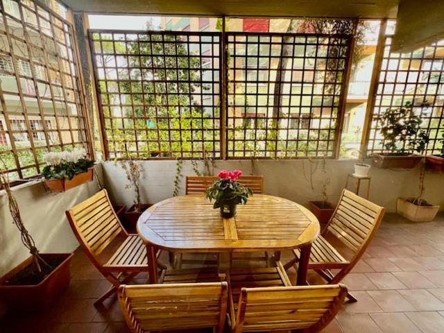 La Casa Delle Camelie Apartment Roma Ngoại thất bức ảnh